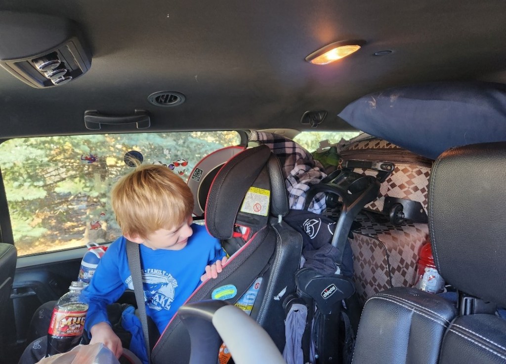 How the Hell Do You Road Trip With Five&nbsp;Kids?