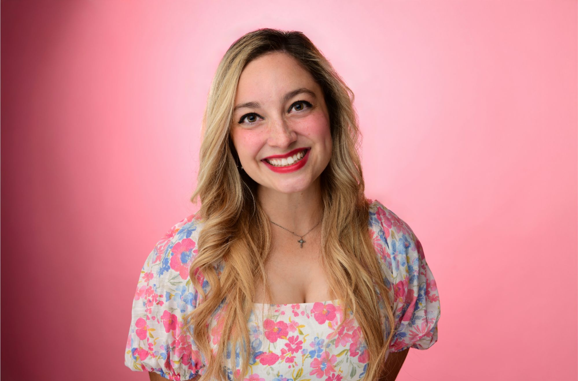 Portrait of Aria Joy Prichard, author and illustrator of Luna and the Lost Cove.